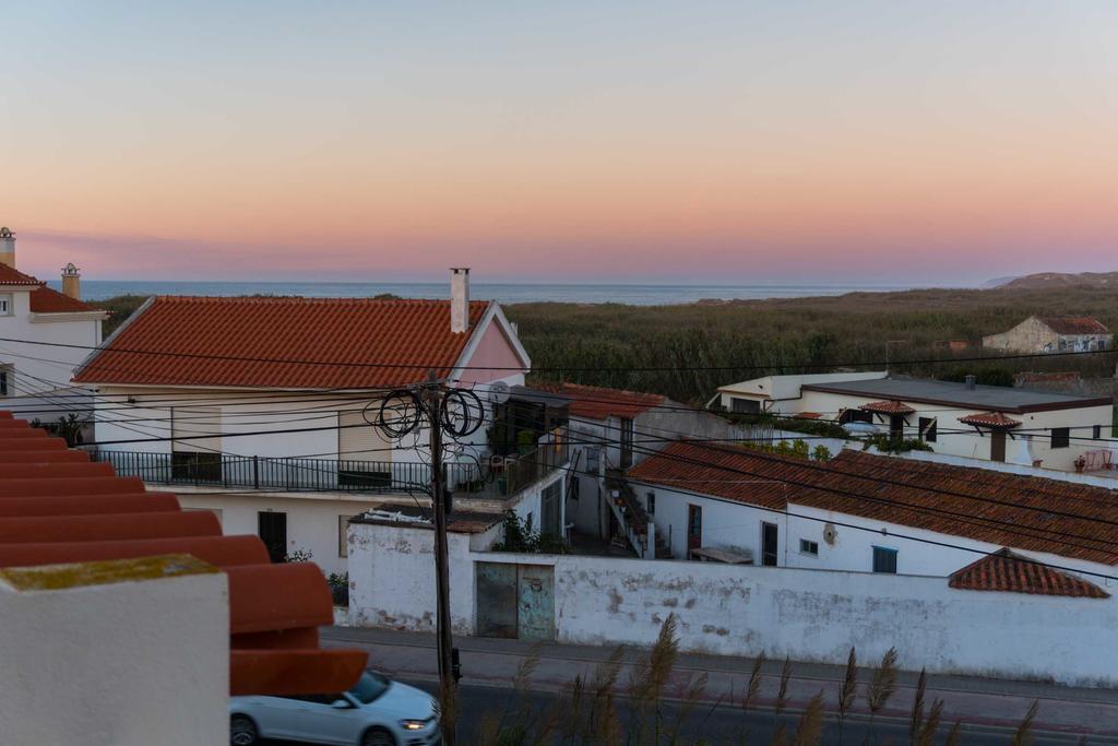 Apartments Baleal: Balconies And Pool Ferrel  Exteriör bild