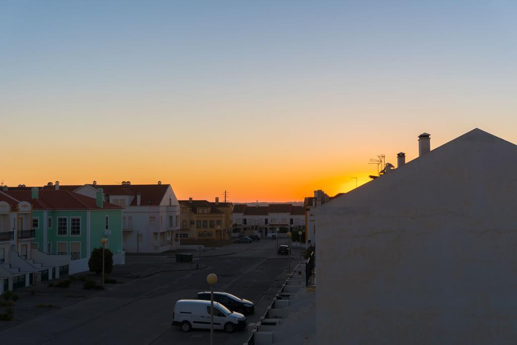 Apartments Baleal: Balconies And Pool Ferrel  Exteriör bild